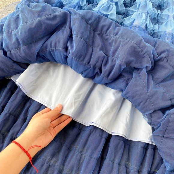 Women Pearls Golden Buttons Knitted Top And Long Skirts - Picture 5 of 12